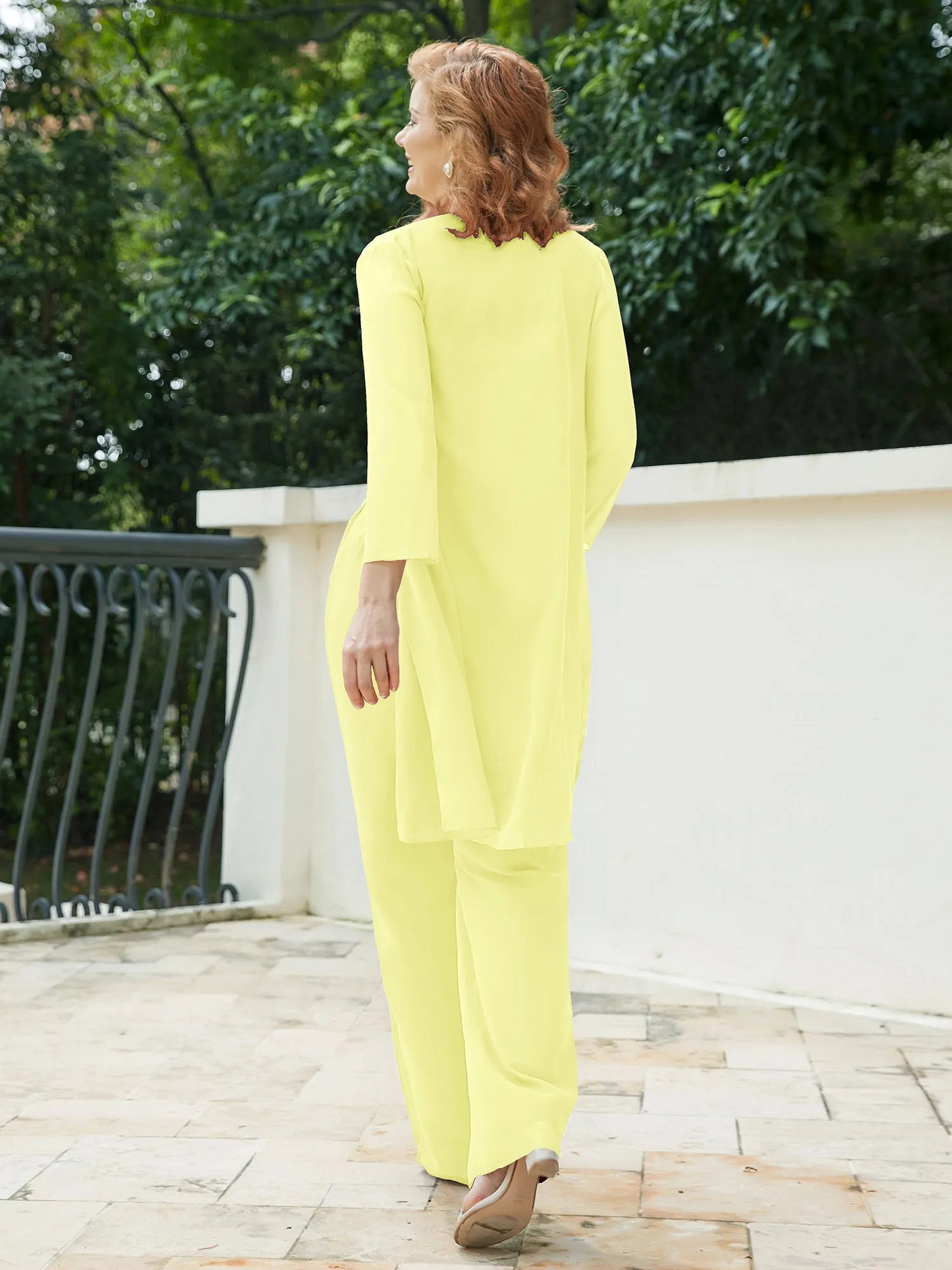 Chic Lace Top Pant Suit with Jacket Daffodil