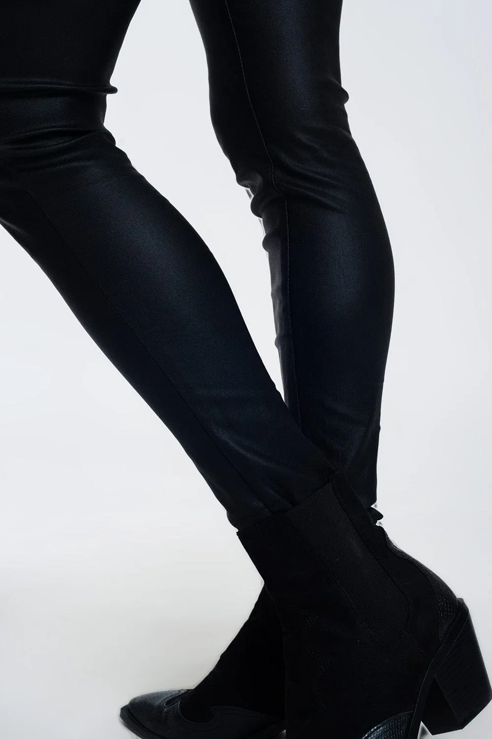 Coated Pants In Black