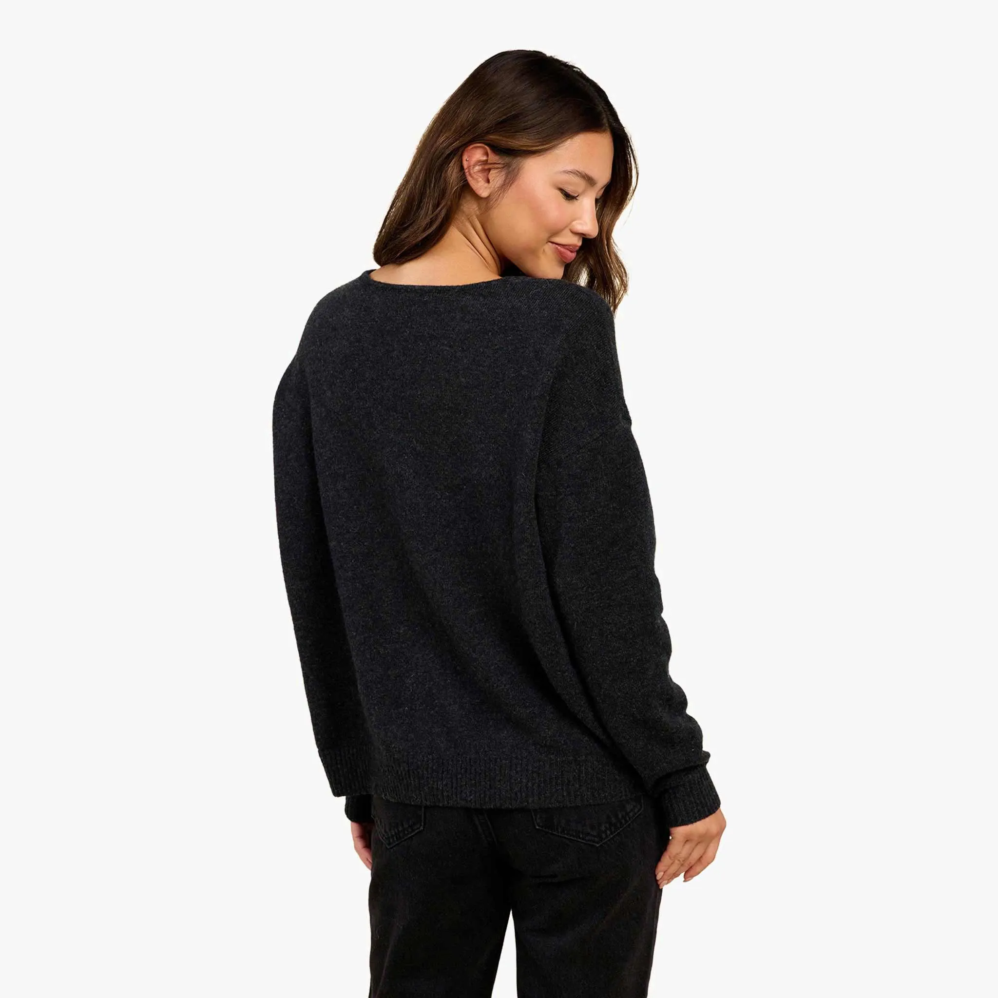 Cozy Knit V-Neck Sweater | Black