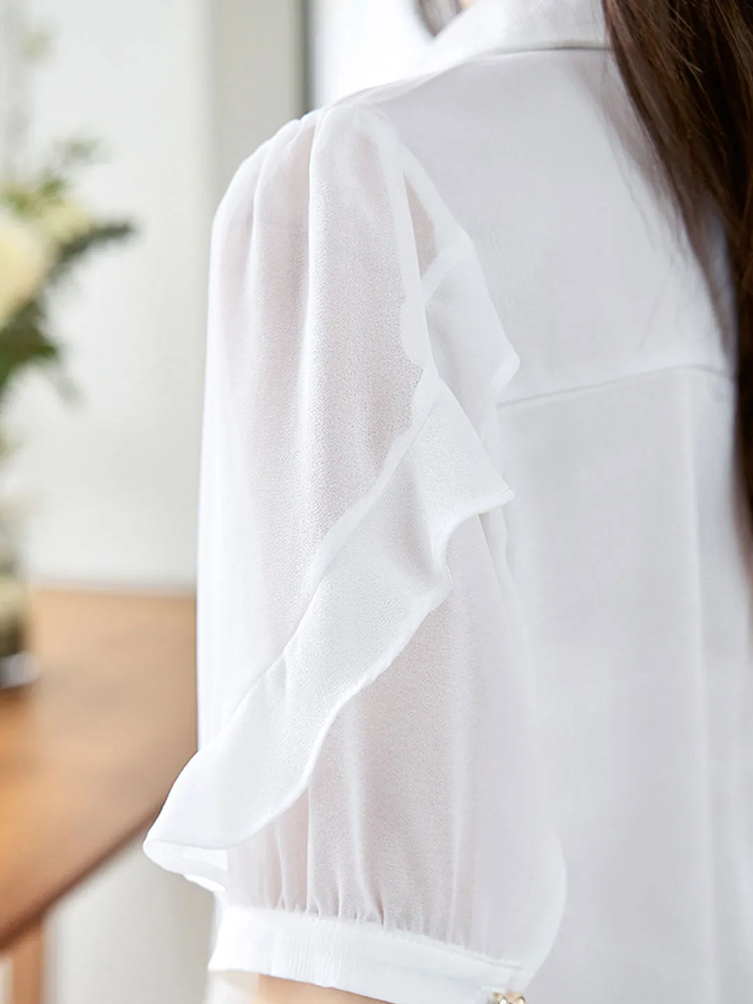 Elizabeth Elegant Lapel Chain Chiffon Shirt