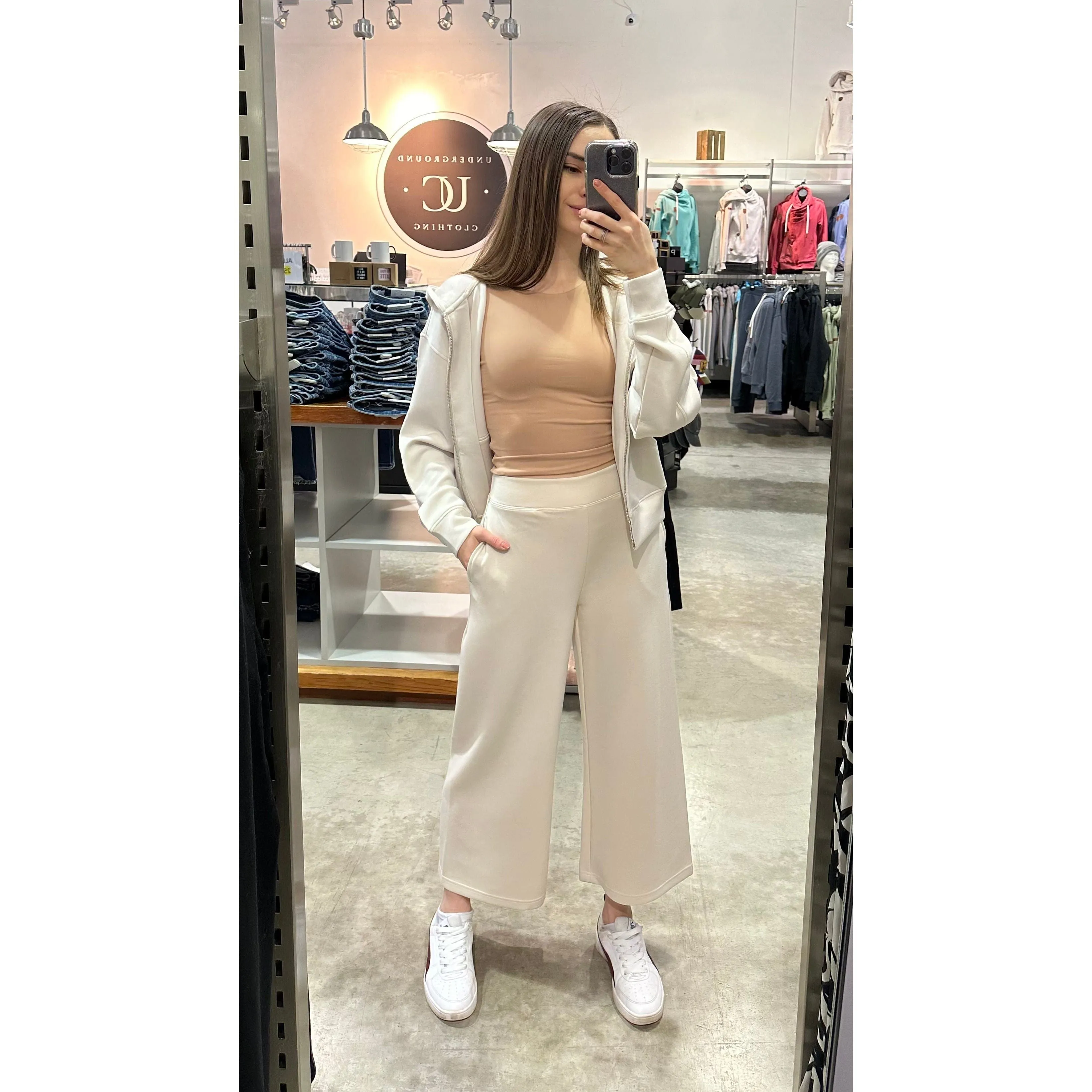 Scuba Victoria Soft Knit Cropped Pants