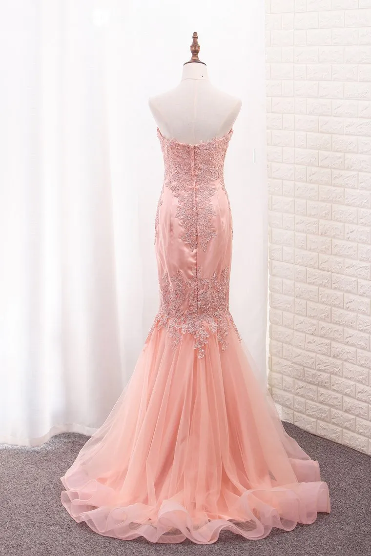 Sweetheart Mermaid Tulle Prom Dresses With Applique Sweep Train